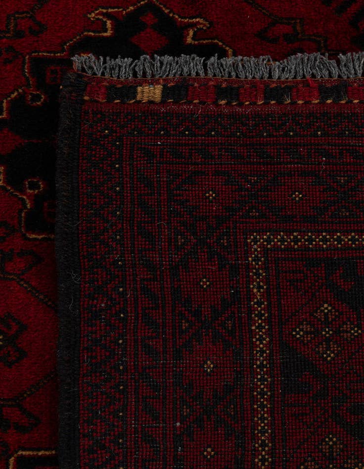 Detail image of  6' 6 x 9' 10  Hand Knotted Khal Mohammadi Wool Rug