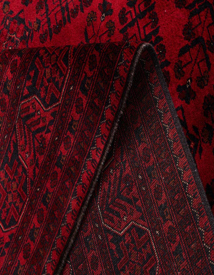 Detail image of  6' 7 x 9' 6 Khal Mohammadi Wool Rug