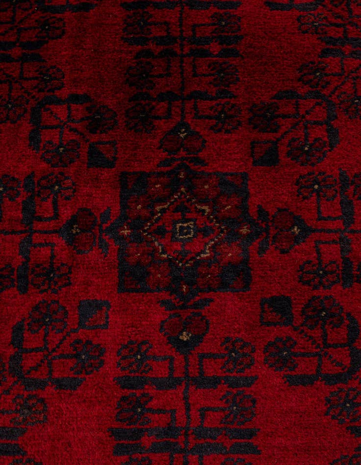 Detail image of  6' 7 x 9' 8  Hand Knotted Khal Mohammadi Wool Rug