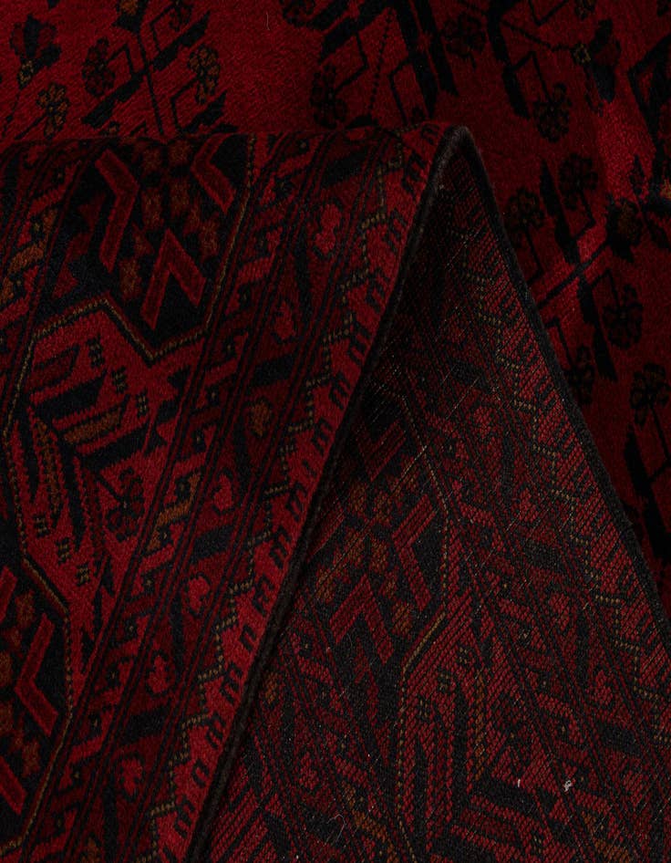 Detail image of  6' 8 x 9' 7  Hand Knotted Khal Mohammadi Wool Rug