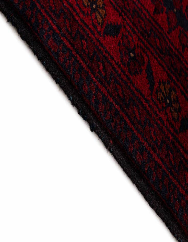 Detail image of  6' 9 x 9' 8  Hand Knotted Khal Mohammadi Wool Rug