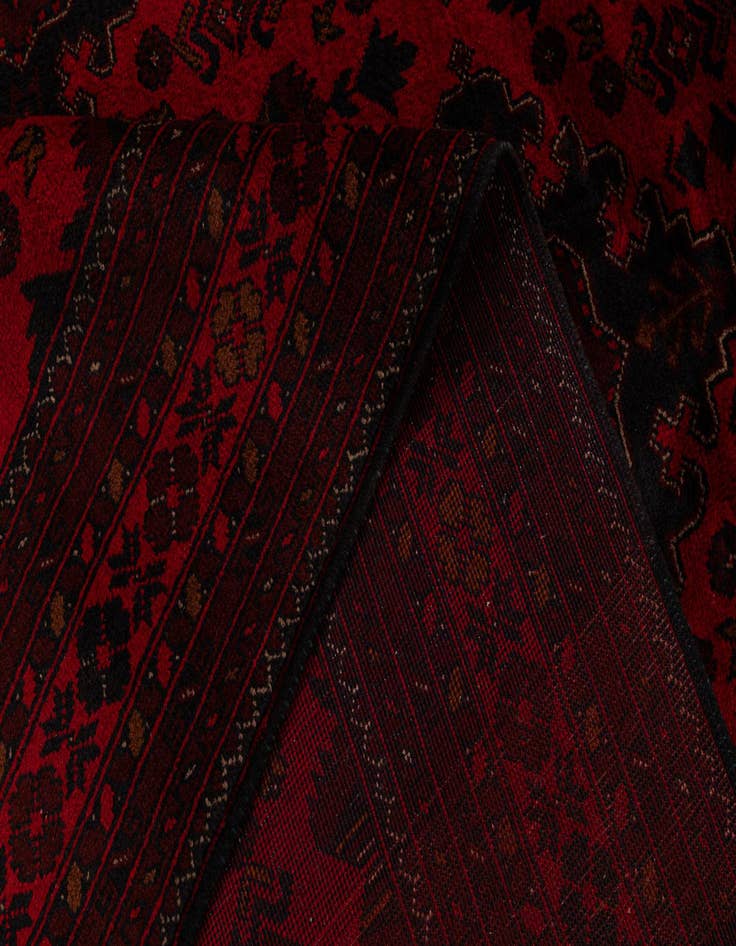 Detail image of  6' 9 x 9' 9  Hand Knotted Khal Mohammadi Wool Rug