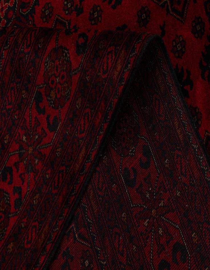 Detail image of  6' 6 x 9' 8  Hand Knotted Khal Mohammadi Wool Rug