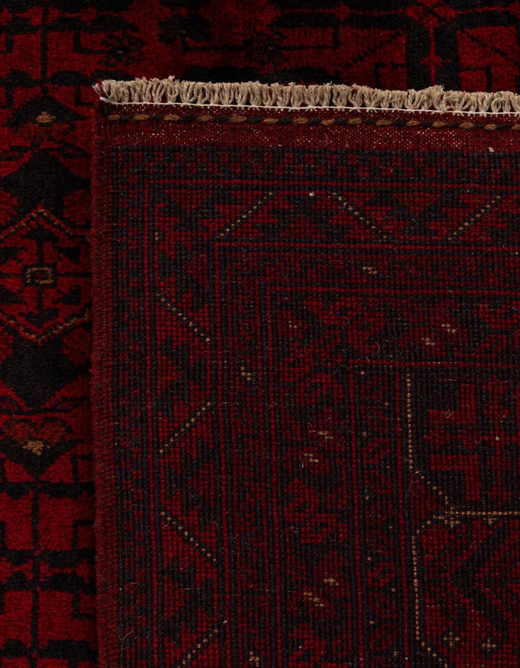 Detail image of  6' 10 x 9' 8  Hand Knotted Khal Mohammadi Wool Rug