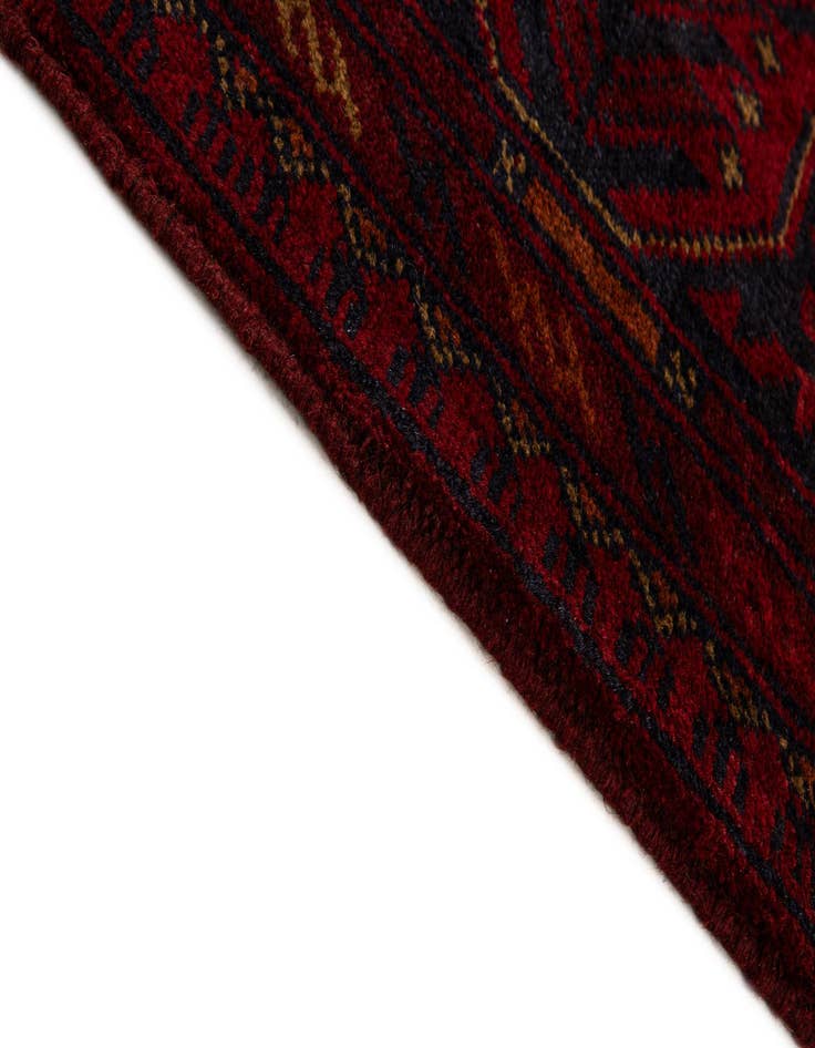 Detail image of  6' 11 x 9' 9  Hand Knotted Khal Mohammadi Wool Rug