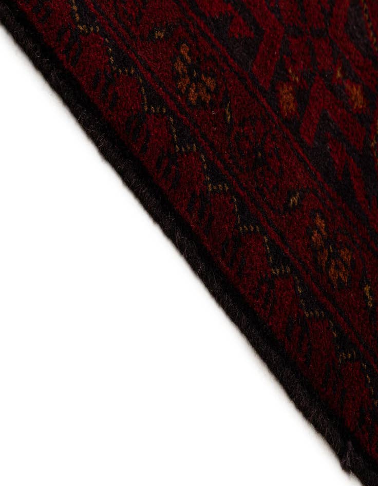 Detail image of  6' 10 x 10'  Hand Knotted Khal Mohammadi Wool Rug