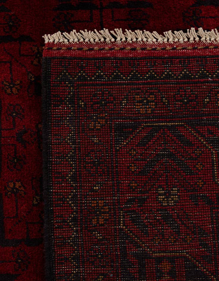 Detail image of  6' 10 x 10'  Hand Knotted Khal Mohammadi Wool Rug