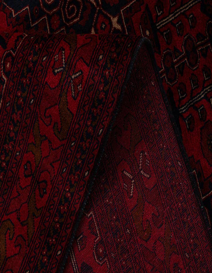 Detail image of  6' 8 x 9' 9  Hand Knotted Khal Mohammadi Wool Rug