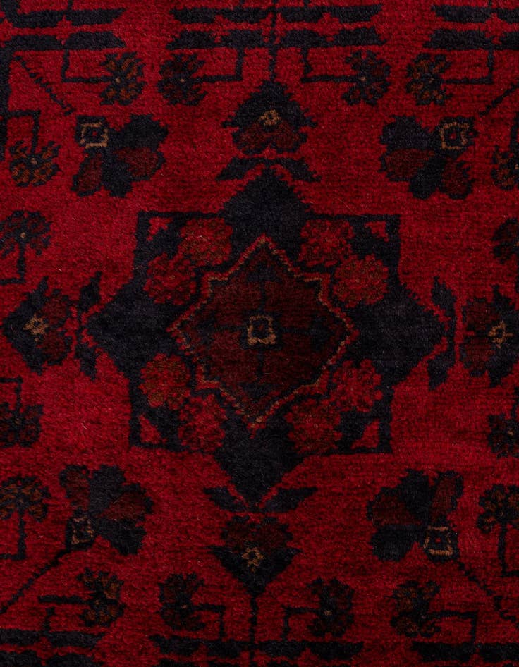 Detail image of  6' 6 x 9' 8  Hand Knotted Khal Mohammadi Wool Rug