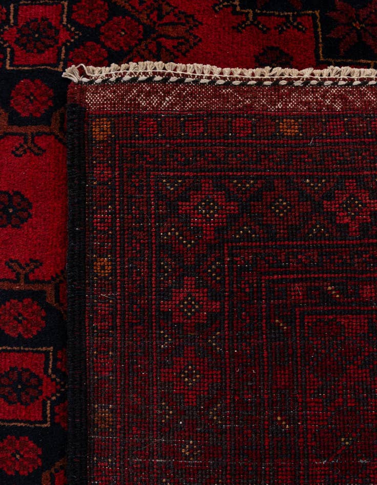 Detail image of  6' 10 x 9' 9  Hand Knotted Khal Mohammadi Wool Rug