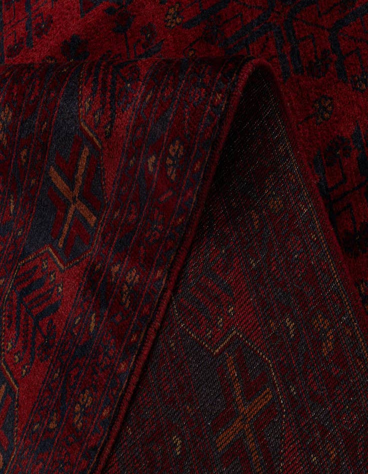 Detail image of  6' 9 x 10'  Hand Knotted Khal Mohammadi Wool Rug