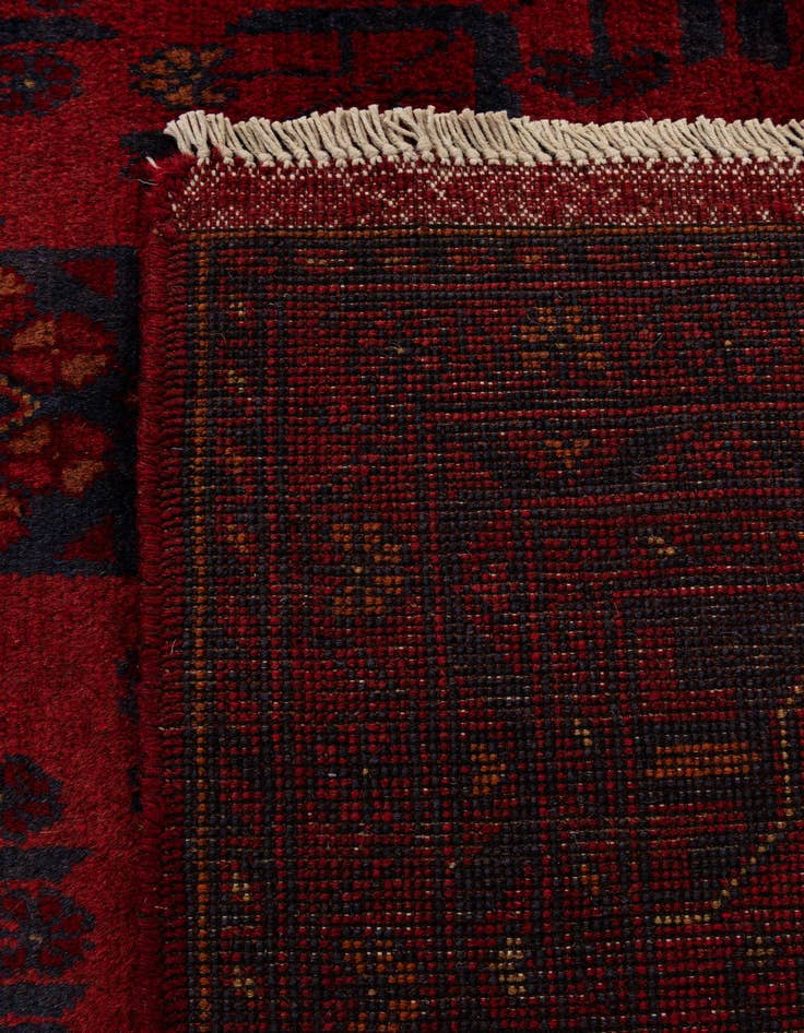 Detail image of  6' 9 x 10'  Hand Knotted Khal Mohammadi Wool Rug