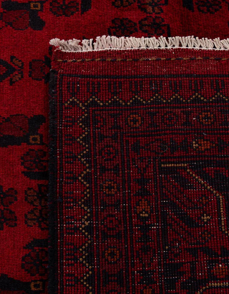 Detail image of  6' 9 x 9' 5  Hand Knotted Khal Mohammadi Wool Rug