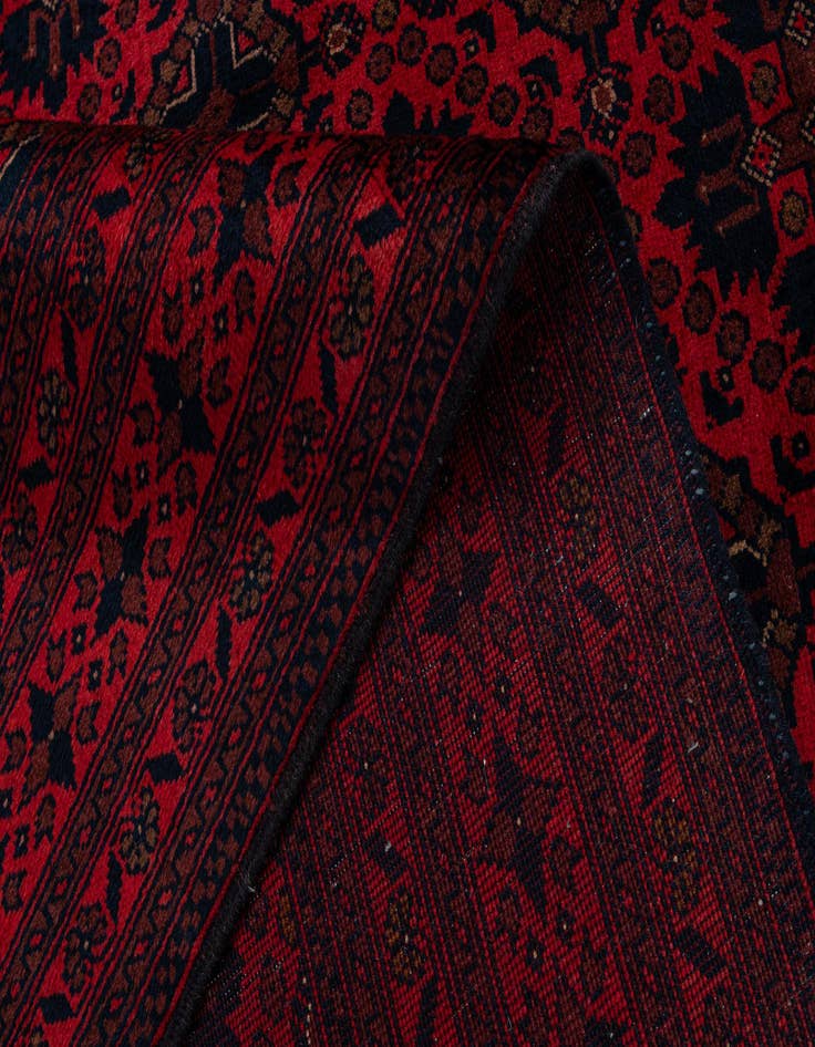 Detail image of  6' 5 x 9' 8  Hand Knotted Khal Mohammadi Wool Rug