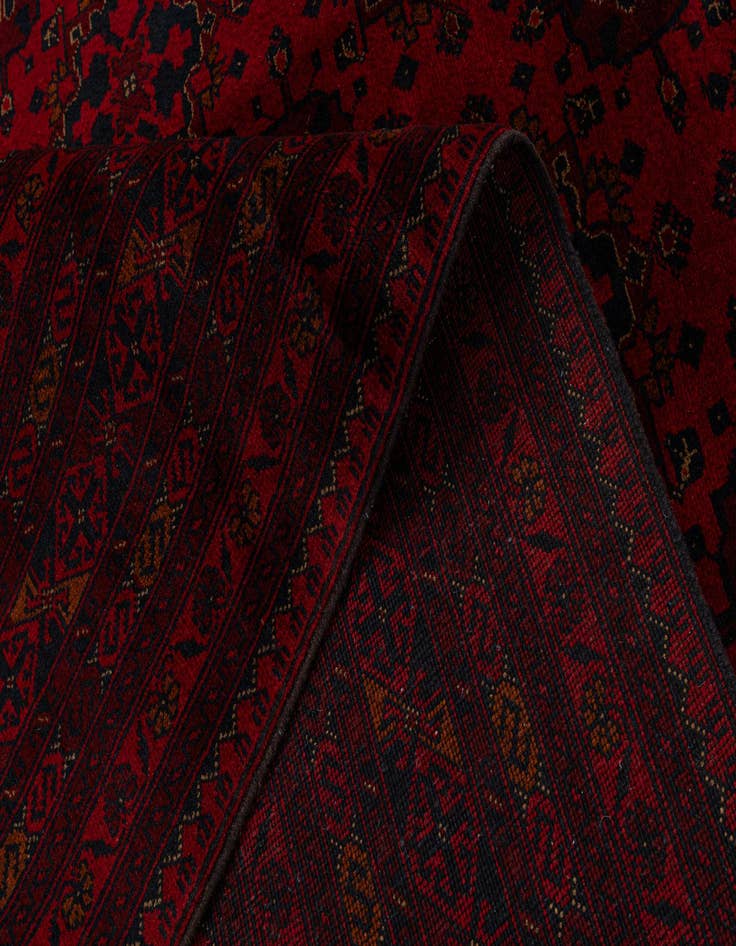 Detail image of  6' 8 x 9' 10  Hand Knotted Khal Mohammadi Wool Rug