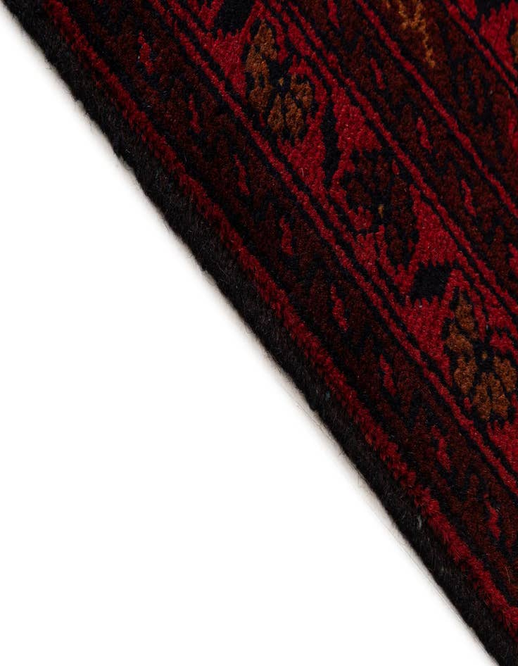 Detail image of  6' 8 x 9' 9  Hand Knotted Khal Mohammadi Wool Rug