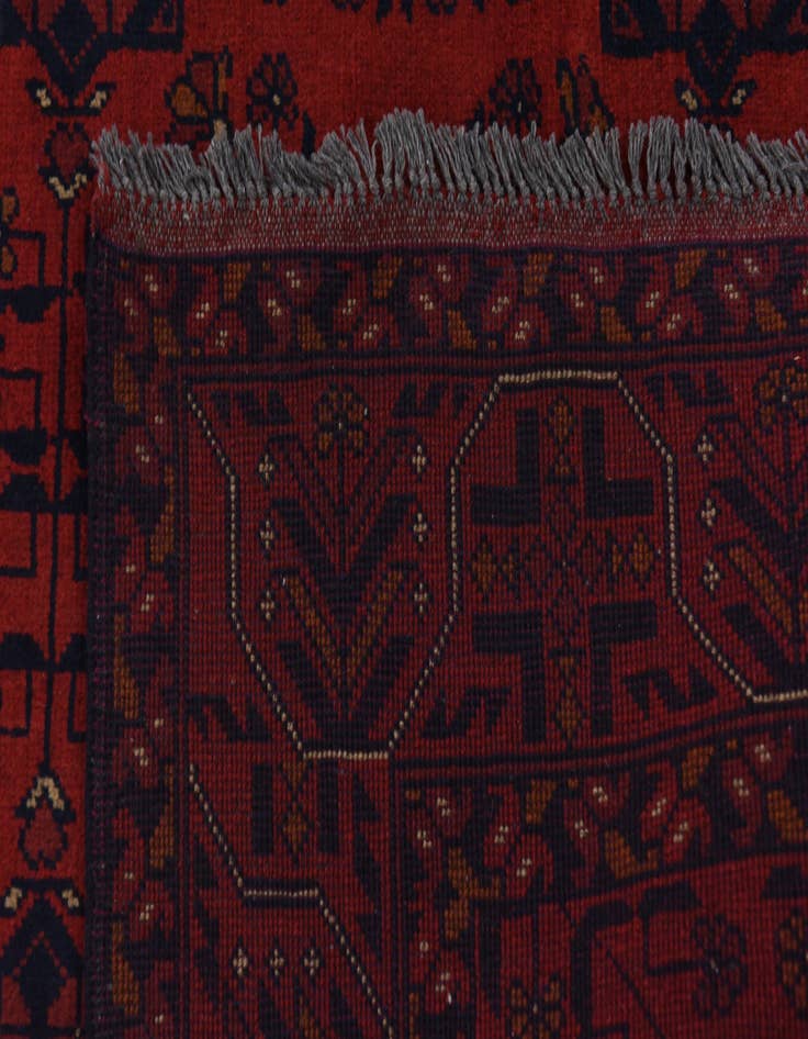 Detail image of  4' x 6' 7  Hand Knotted Khal Mohammadi Oriental Rug