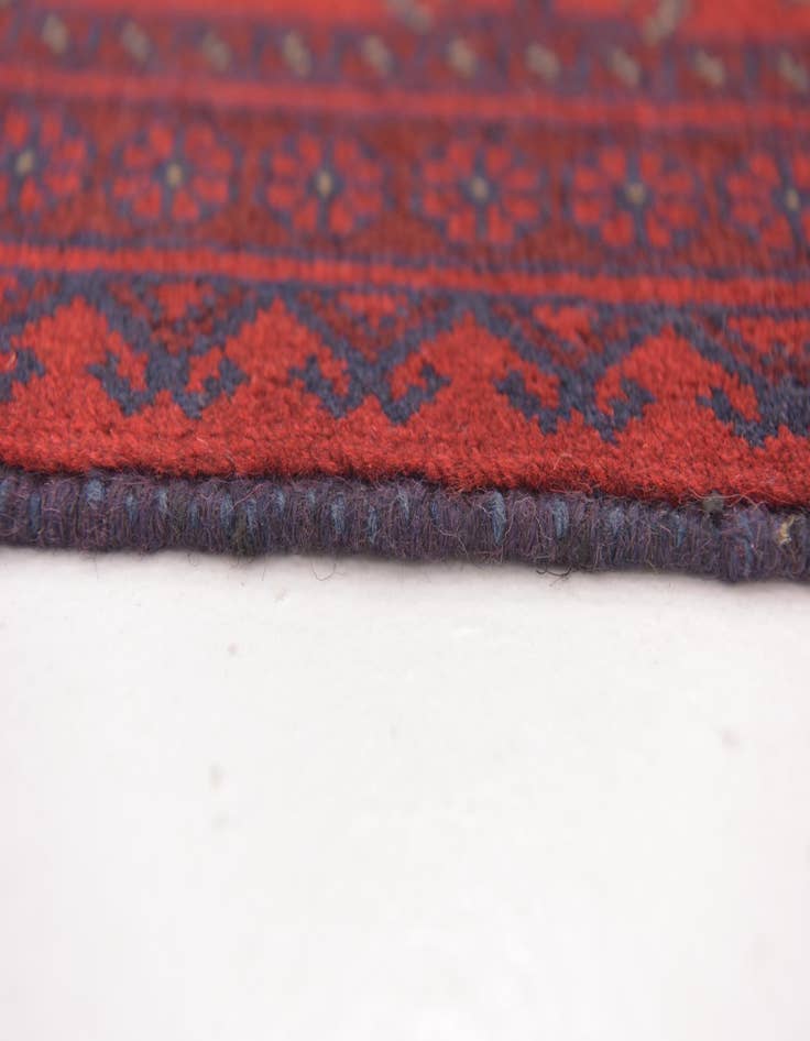Detail image of 2' 5 x 4' 1 Hand Knotted Khal Mohammadi Wool Rug