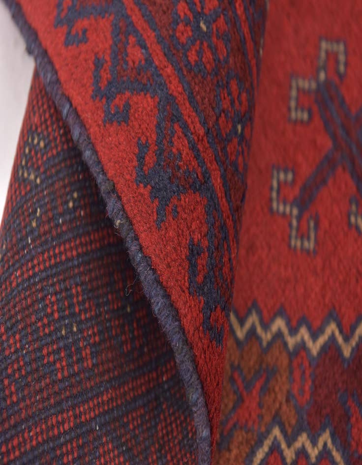 Detail image of 2' 5 x 4' 1 Hand Knotted Khal Mohammadi Wool Rug