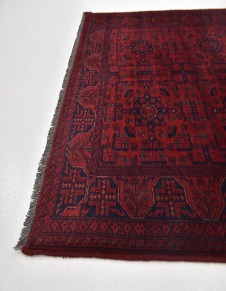 Detail image of  5' x 6' 8  Hand Knotted Khal Mohammadi Wool Rug