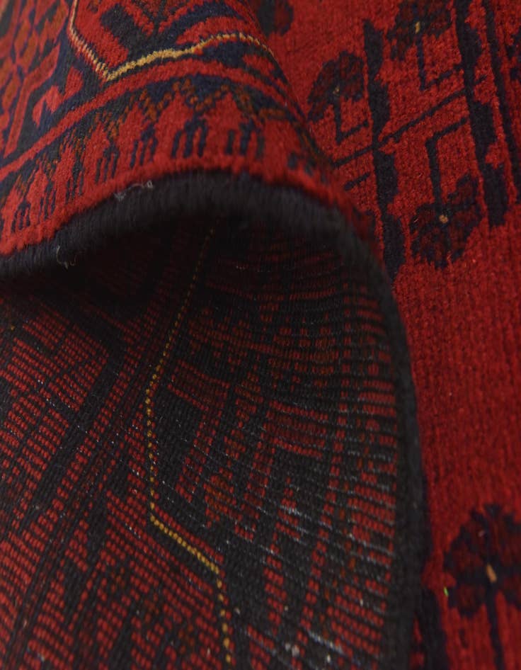 Detail image of  2' 8 x 4' 4  Hand Knotted Khal Mohammadi Wool Rug