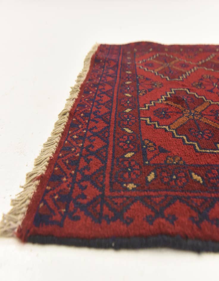 Detail image of 2' 6 x 3' 11 Hand Knotted Khal Mohammadi Wool Rug