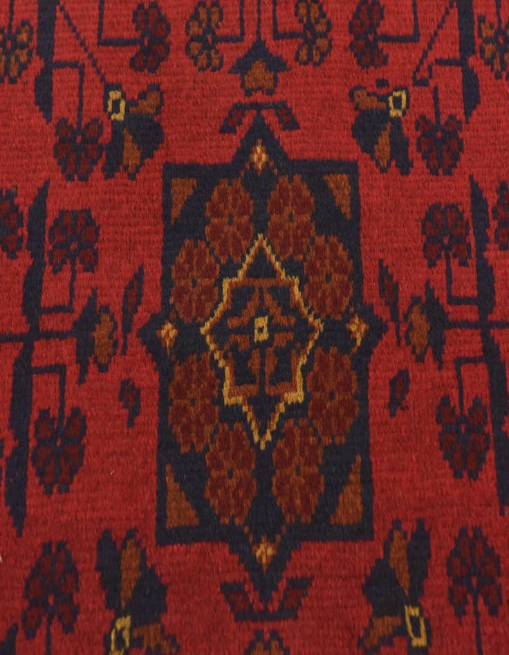 Detail image of 2' 6 x 4' Hand Knotted Khal Mohammadi Wool Rug