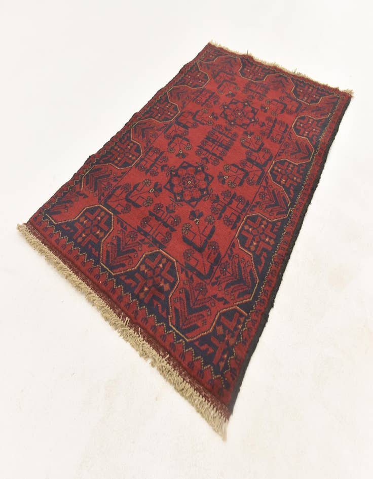 Detail image of 2' 6 x 3' 11 Hand Knotted Khal Mohammadi Wool Rug