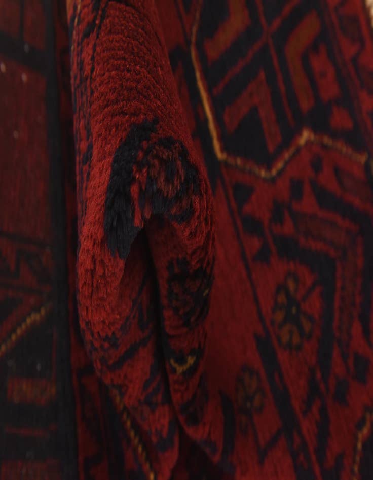 Detail image of 2' 8 x 4' Hand Knotted Khal Mohammadi Wool Rug