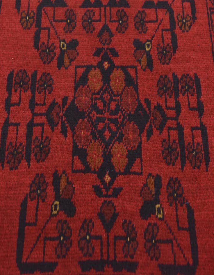 Detail image of 2' 8 x 4' Hand Knotted Khal Mohammadi Wool Rug