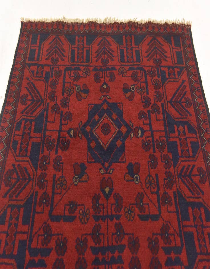 Detail image of  2' 7 x 4' 2  Hand Knotted Khal Mohammadi Wool Rug