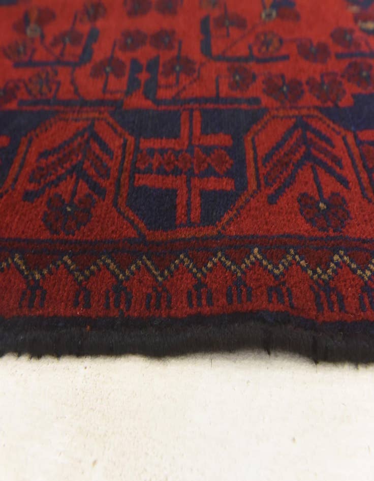 Detail image of  2' 7 x 4' 2  Hand Knotted Khal Mohammadi Wool Rug