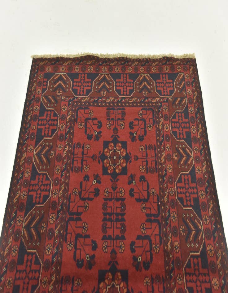 Detail image of 2' 5 x 4' Hand Knotted Khal Mohammadi Wool Rug