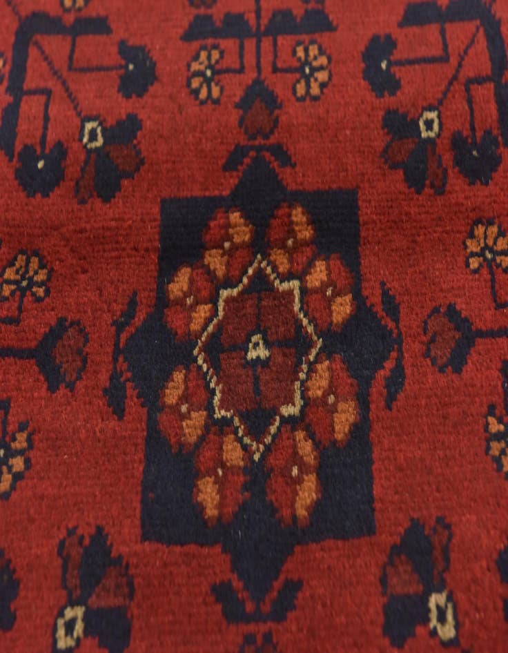 Detail image of 2' 5 x 4' Hand Knotted Khal Mohammadi Wool Rug