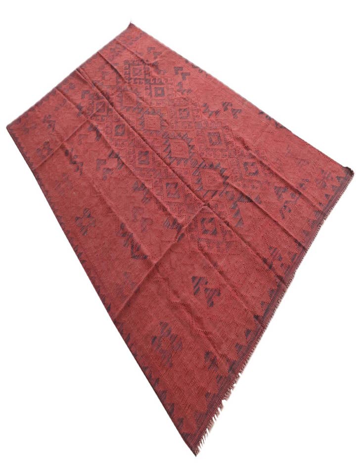 Detail image of  4' 10 x 8'  Hand Woven Kilim Fars Wool Rug