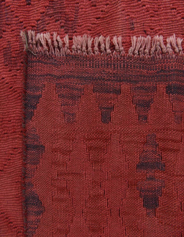 Detail image of  4' 10 x 8'  Hand Woven Kilim Fars Wool Rug