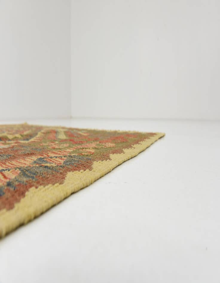 Detail image of  4' x 6' 7  Hand Woven Kilim Maymana Wool Rug