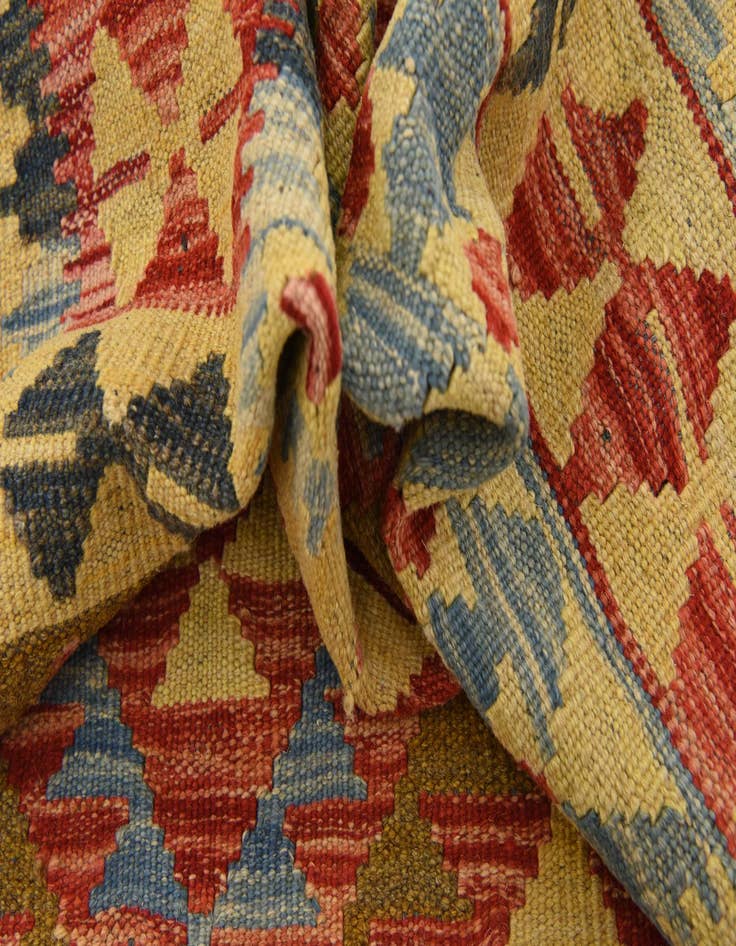 Detail image of  3' 3 x 5'  Hand Woven Kilim Maymana Wool Rug
