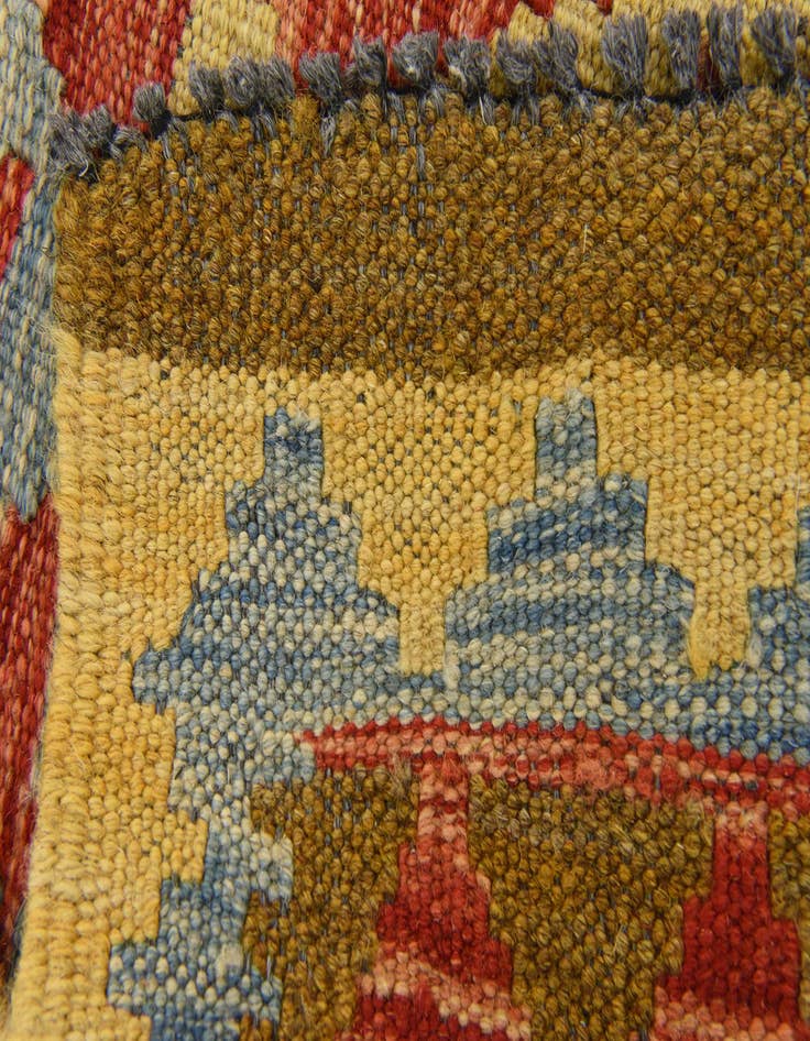 Detail image of  3' 3 x 5'  Hand Woven Kilim Maymana Wool Rug