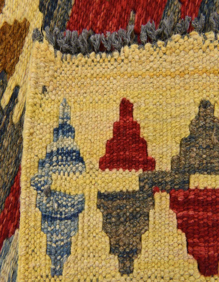 Detail image of  3' 2 x 5'  Hand Woven Kilim Maymana Wool Rug