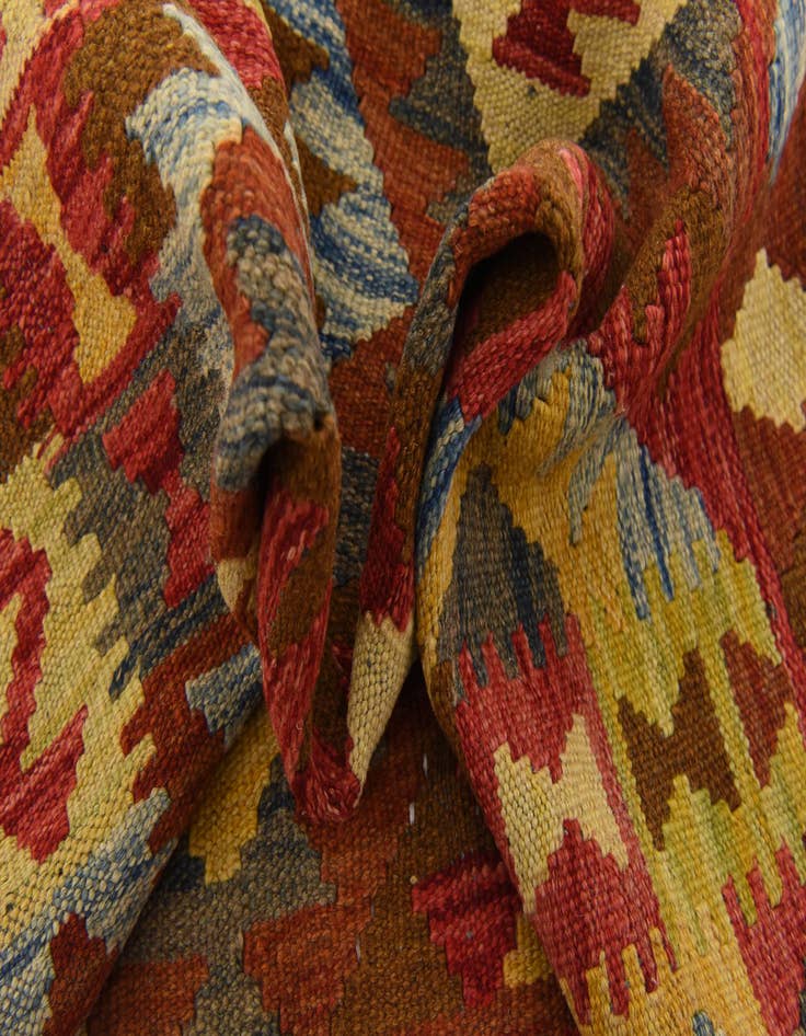 Detail image of  3' 2 x 4' 9  Hand Woven Kilim Maymana Wool Rug