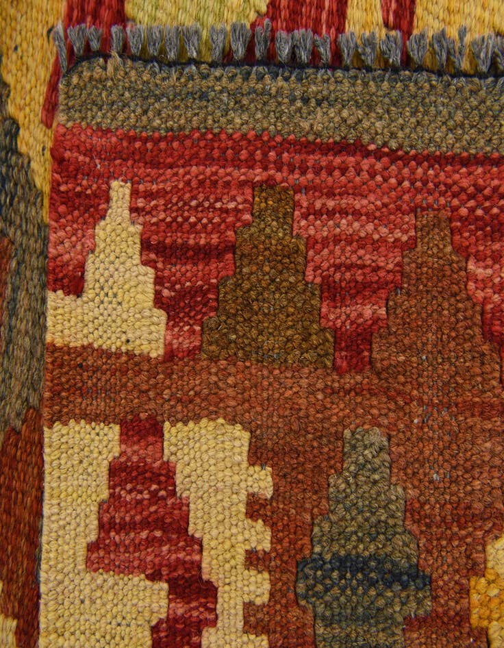 Detail image of  3' 2 x 4' 9  Hand Woven Kilim Maymana Wool Rug