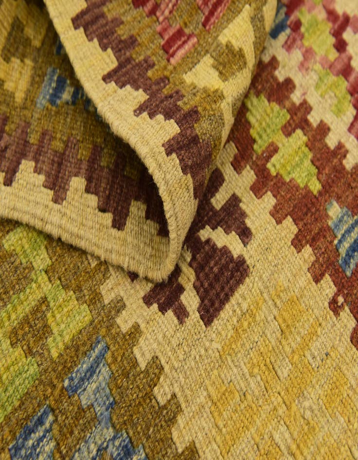 Detail image of  3' 8 x 6' 2  Hand Woven Kilim Maymana Wool Rug