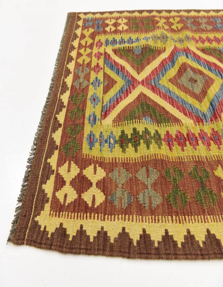 Detail image of  3' 3 x 5' 3  Hand Woven Kilim Maymana Wool Rug