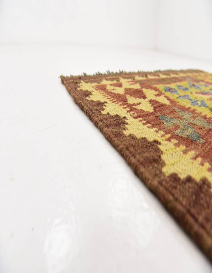 Detail image of  3' 3 x 5' 3  Hand Woven Kilim Maymana Wool Rug