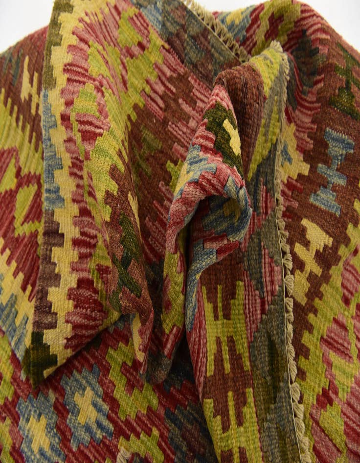 Detail image of  3' 3 x 4' 8  Hand Woven Kilim Maymana Wool Rug