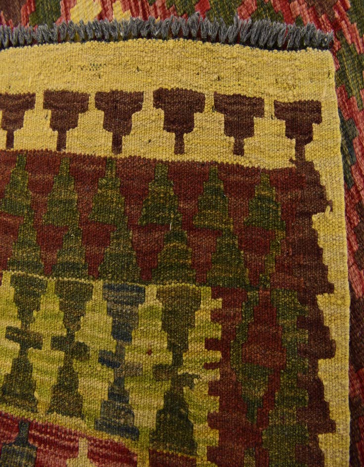 Detail image of  3' 3 x 5' 2  Hand Woven Kilim Maymana Wool Rug