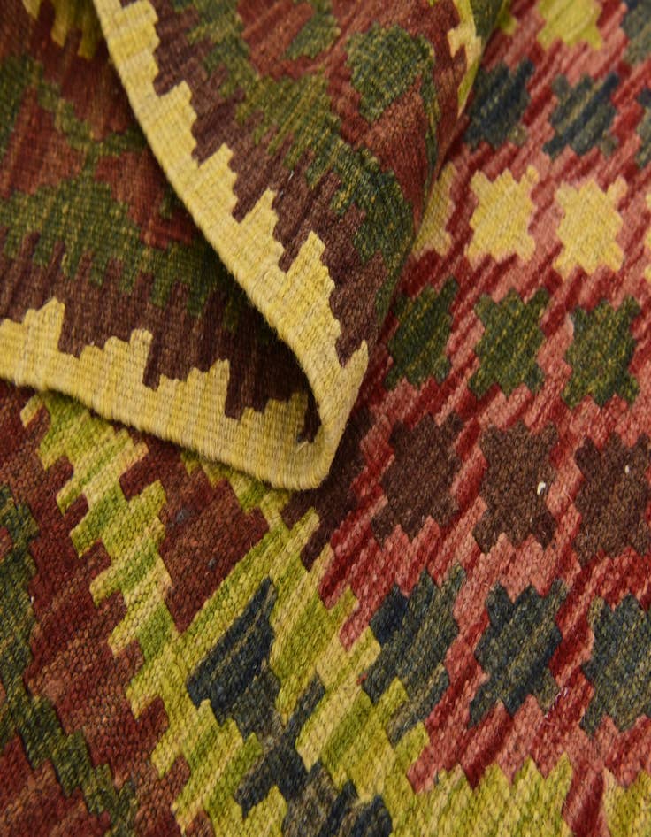 Detail image of  3' 3 x 5' 2  Hand Woven Kilim Maymana Wool Rug