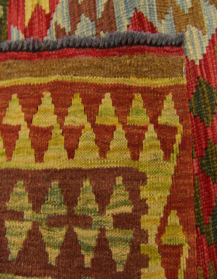 Detail image of  3' 4 x 6' 3  Hand Woven Kilim Maymana Wool Rug