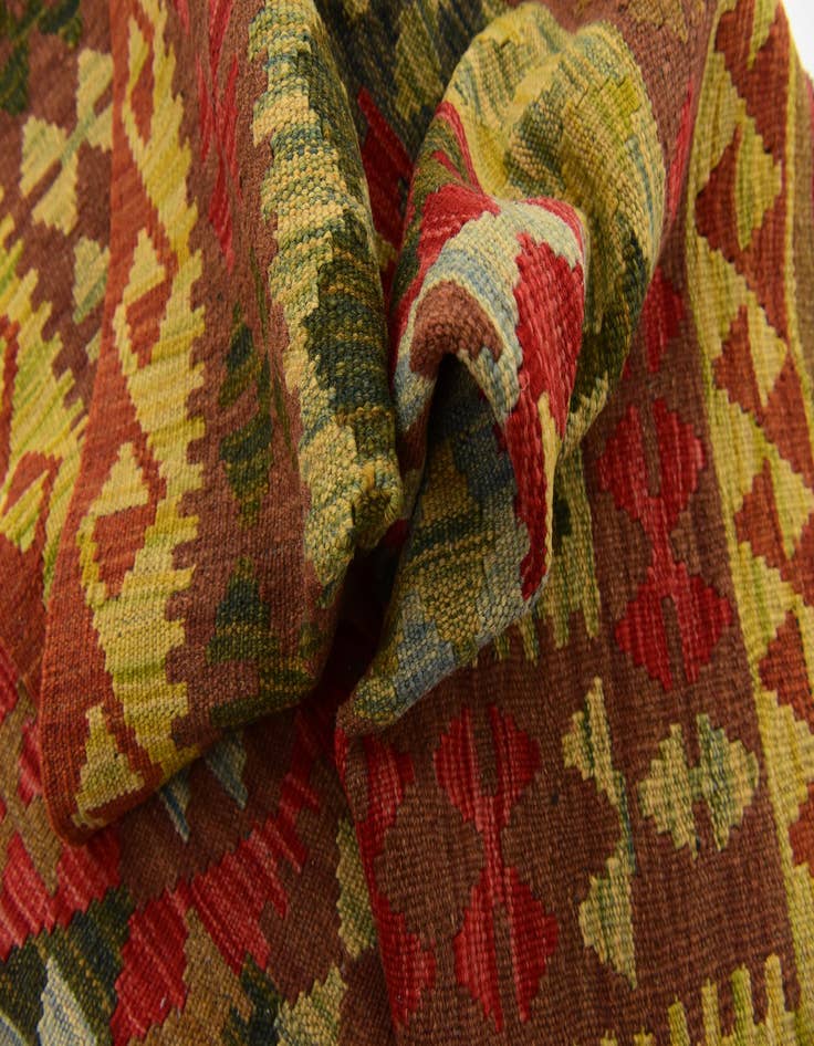 Detail image of  3' 4 x 6' 3  Hand Woven Kilim Maymana Wool Rug